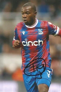CRYSTAL PALACE: TYRICK MITCHELL SIGNED 6x4 ACTION PHOTO + COA - Bild 1 von 1