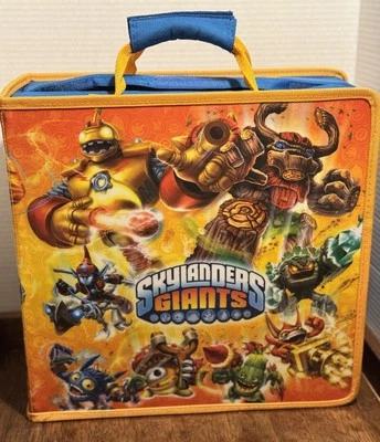 Skylanders Giants Carry And Display Travel Case! Free Shipping! Holds 32 Figures - Image 1 of 4