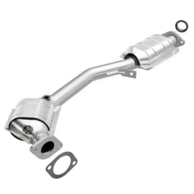 Magnaflow Cat Conv DF Compatível com 99-05 Subaru Forester/96-97 &amp; 99-05 Impreza/01-03 - Imagem 1 de 2