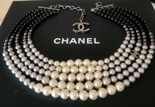 COLLANA GIROCOLLO ORIGINALE NUOVO CHANEL MULTICOLORE 5 FILE DI PERLE 4 COLORI