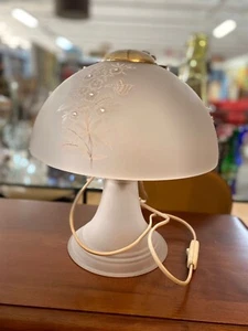 Lampe mit Deko - Bild 1 von 2