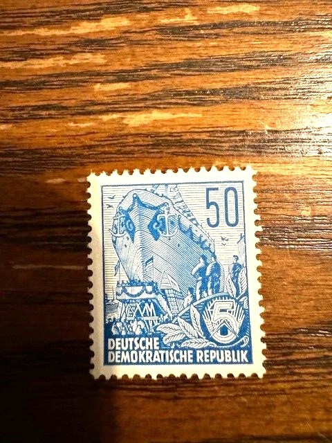 DDR stamps Mint SC#230 (1955)  F/VF Single SCV $6.25 - Image 1 of 1