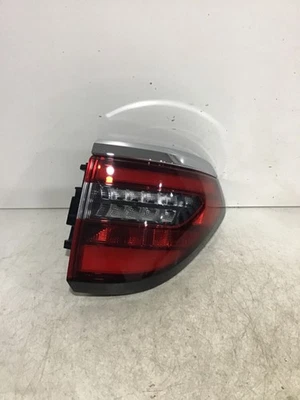 2021 2022 2023 2024 NISSAN ARMADA RH QUARTER PANEL TAIL LIGHT OEM B53R 17254 Foto 1 de 4