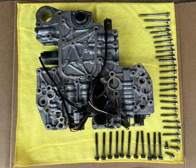 2011 2012 Subaru Outback 2.5L CVT Auto TR690 Transmission Valve Body Solenoids Foto 1 de 4