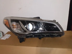 OEM 2015 2016 2017 HYUNDAI SONATA HALOGEN HEADLIGHT RIGHT RH  - Picture 1 of 9