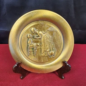 Vintage Tom Sawyer Collectors Plate Semi Gold Plated - Picture 1 of 5