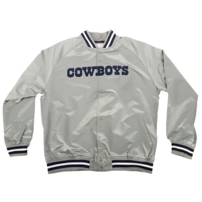 Chaqueta de béisbol Mitchell & Ness NFL Dallas Cowboys ligera satinada con botones Foto 1 de 4
