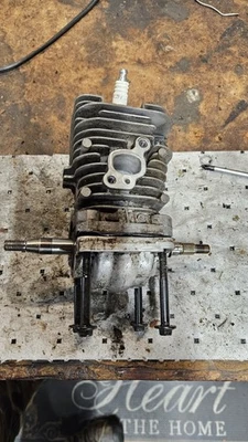 Poulan Pro 260 Long Block With Piston And Crankshaft - Image 1 of 4