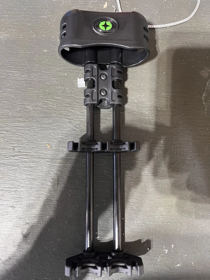 Center Point Crossbow Quiver - Image 1 of 2