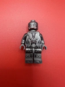 Lego Marvel Avengers Ultron Prime Minifigure - Picture 1 of 2