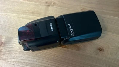 "Excellent" Canon Speedlite 600EX-RT Shoe Mount Flash - Image 1 of 4