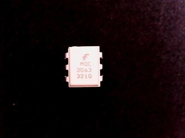 MOC3063M - Fairchild Optocoupler (DIP-6) Foto 1 de 1