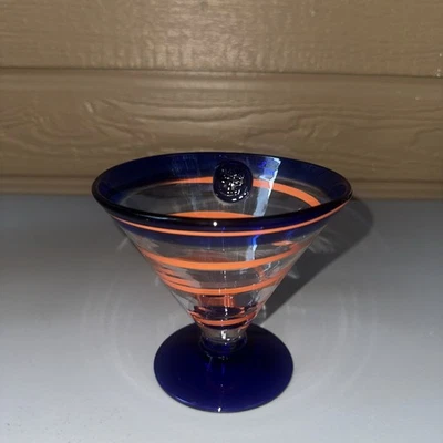 Vidrio artístico Kosta Boda Martini azul cobalto con remolino espiral naranja RC 5x4,5" Foto 1 de 4