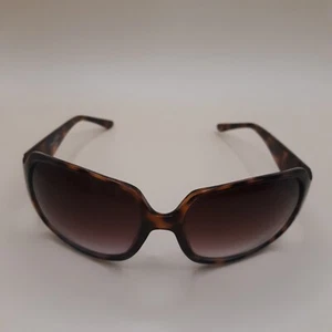 Simply Vera Vera Wang Oval Tortise Shell Sunglasses Weekender Travel Shades - Picture 1 of 17