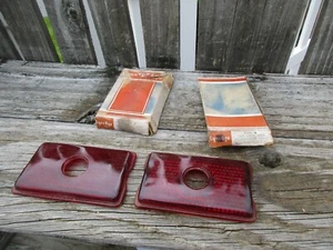 NORS 1942-1947 OLDSMOBILE GLASS TAILLIGHT LENSES/HOLE FOR BLUE DOT - Bild 1 von 4