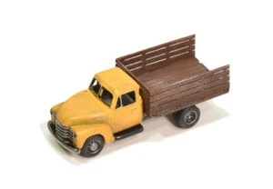 Z Scale 1950's Era One Ton Stakebed Truck KIT by Showcase Miniatures (4039) - Picture 1 of 2