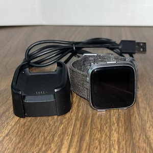 OEM Fitbit Versa Special Edition with Charcoal Woven Band FB-505 with Charger! - Picture 1 of 12