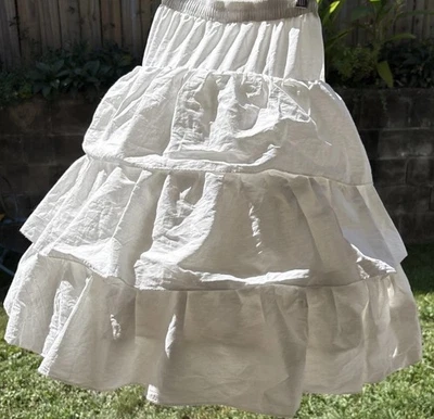 Enagua con volantes en capas falda interior de crinolina Poofy Slip talla 24” 60 cm niñas🎀 Foto 1 de 4
