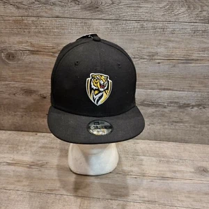 Richmond Tigers New Era Cap AFL 9Fifty Curved Brim Hat In Black Gym - Picture 1 of 7
