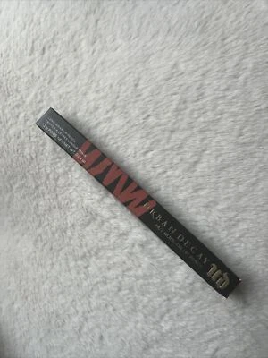 Nuevo en caja Lápiz delineador de labios impermeable Urban Decay Conspiracy 24/7 Foto 1 de 2
