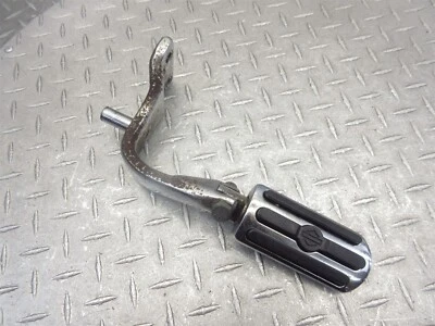 Harley Davidson Dyna 2004 FXDL FXDL Low Rider reposapiés derecho clavija estribo agarre escalón Foto 1 de 4