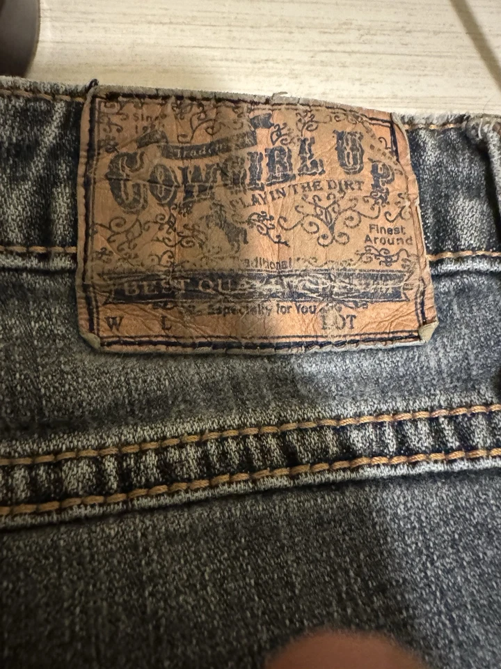 Cowgirl Up Don't Fence Me In Boot Jean Women's Size 12/32 Blue Low Rise 5-Pocket - Image 1 of 4