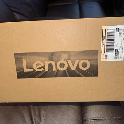Lenovo IdeaPad 1i 14" 256GB SSD Intel i3 1215U 4.4GHZ 12GB RAM 82QC004BUS NUEVO Foto 1 de 3