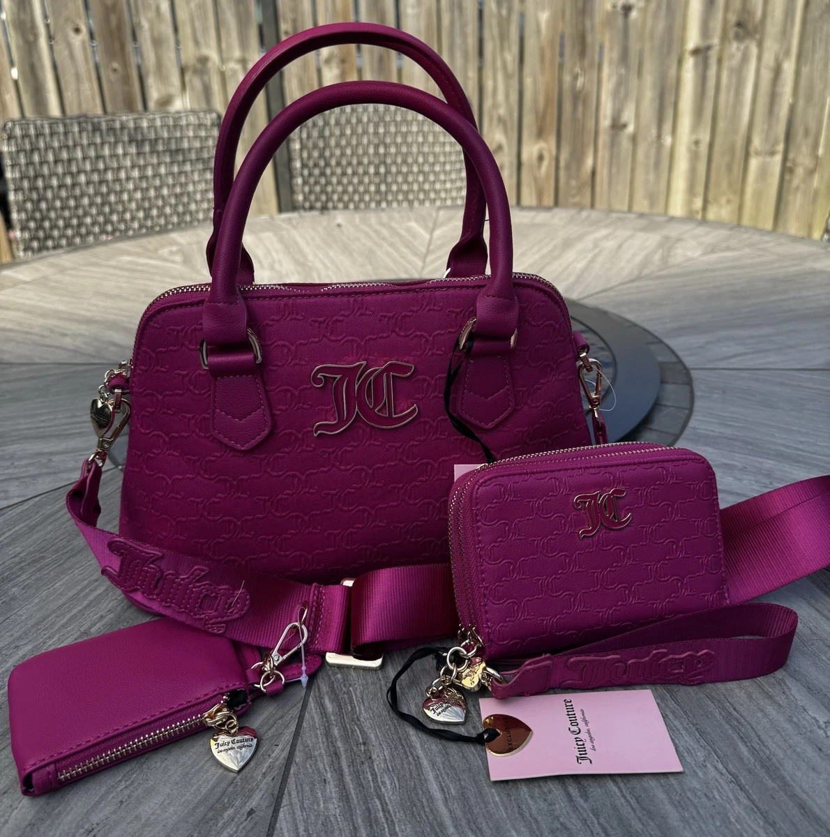 Juicy Couture チャーム付きハンドバッグ Juicy Couture チャーム付きハンドバッグ Juicy Couture Bag Charm