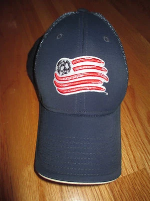 Adidas NEW ENGLAND REVOLUTION (S / M) Cap - Image 1 of 2
