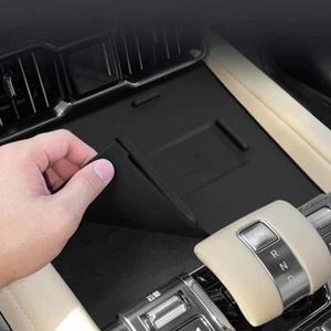 Silicone Car Center Wireless Charger Protection Pad Silicone UK - Zdjęcie 1 z 13