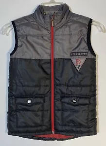 DKNY NYC 89 Boys Size 7 Red Black Puffer Vest Jacket Logo Quilted Lightweight - Picture 1 of 8