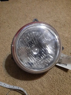 Conjunto de faros izquierdos Jeep Liberty 2002 114-00690L con bombilla Foto 1 de 4