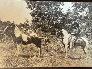 CONNERSVILLE IN - RPPC - Uomo e cavallo nel ranch - c1910 cartolina PC - Foto 1 di 3