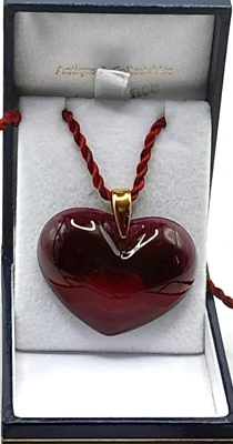 LALIQUE 9CT GOLD  RED FUSHIA HEART WITHIN A HEART MATCHING SILK CORD NEW BOXED - Image 1 of 4