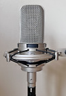 Microphone à condensateur Audio-Technica AT4047/SV