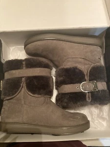 guess boots 6.5 - Picture 1 of 11