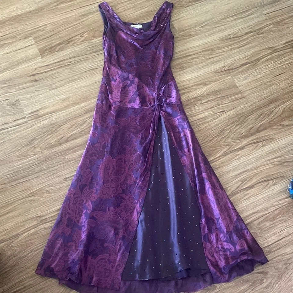 Vestido De Colección Años 90 Valerie Steven’s Púrpura Seda Burnout Transparente Capucha Cuello Cuentas Talla 4 Foto 1 de 4