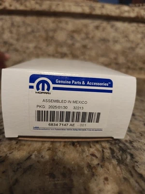 Sensor de velocidad de rueda ABS delantero para Jeep Grand Cherokee 2022-2023 Mopar 68347147AE Foto 1 de 3