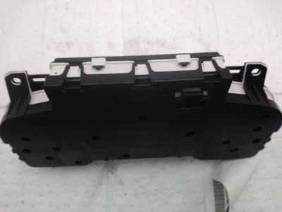 Medidor de velocímetro usado se adapta a: 2007 Gmc Yukon XL 1500 nuevo estilo piel de puerta lisa c Foto 1 de 4