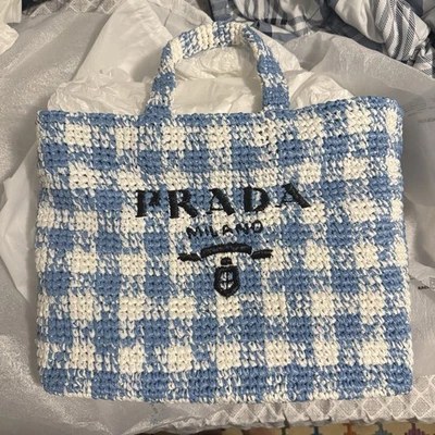 Сумка пляжная Prada синяя белая клетчатая Raffia большая - Изображение 1 из 4