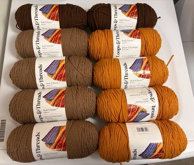 Lot of  10 LOOPS AND THREADS YARN SOFT CLASSIC 2 Mocha 4 Curry 4 Coffee  7oz EA - Image 1 of 4