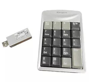 Targus Wireless USB Qwerty Numeric 10-Key Keypad AKP01 - Picture 1 of 3