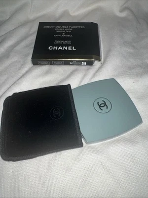 Espejo doble compacto CHANEL Codes 131 Cavalier Seul Duo edición limitada nuevo en caja Foto 1 de 4