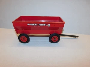 Product Miniatures McCormick-Deering Kahnwagen gerissen Maßstab 1/16 - Bild 1 von 5