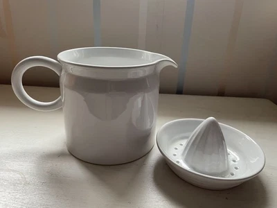 Exprimidor y jarra Terence Conran de Royal Doulton, prensa y jarra Foto 1 de 4