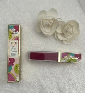 Esmalte labial cómodo para frutas jugosas Too Faced Tutti ~ ponche de frutas ~ nuevo en caja - Imagen 1 de 1