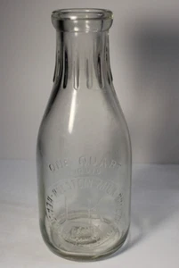 1940s OLD VINTAGE HOLSTEIN MILK LK DAIRY MILK BOTTLE EMBOSSED MILK BOTTLE QUART - Picture 1 of 16