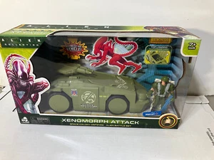 Alien Collection Xenomorph Attack Space Colony Defense Alien Battle Set Lanard - Picture 1 of 8
