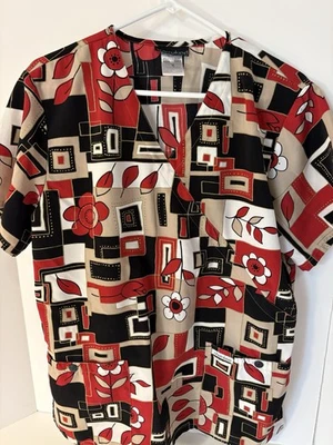 Cherokee Scrip Top Size Medium. Geometric Pattern Red Black Tan Polyester - Image 1 of 4