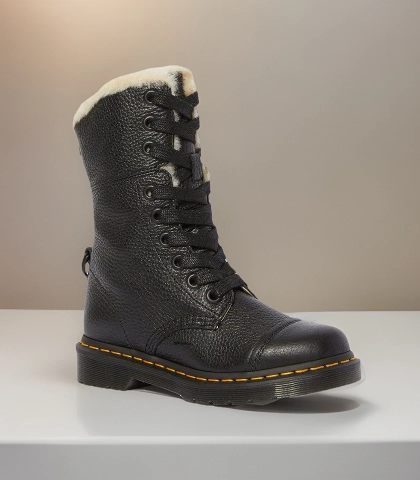 Dr Martens Aimilita Black Leather Fold Down Boots Women’s Size 10 - 22694001 - Image 1 of 4